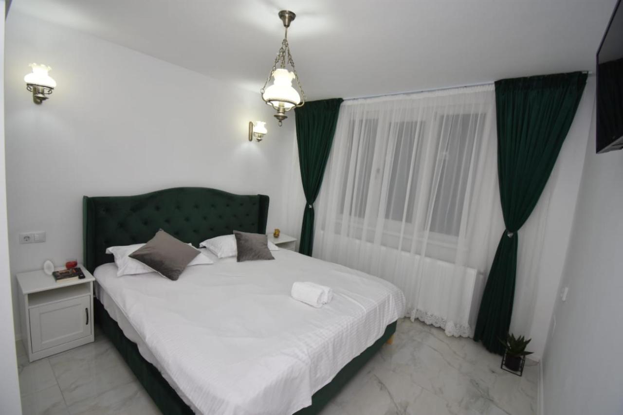 Apartament Hercules Apartamento Băile Herculane Exterior foto